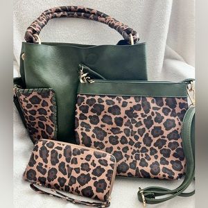 Leporad Print 3 Piece Purse Set